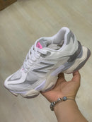 Tênis New Balance 9060 (Cinza)