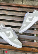 Tênis Nike Dunk Low Retro