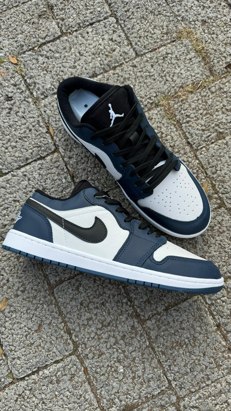 Tênis Air Jordan 1 Low