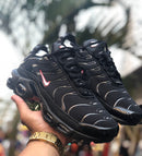 Tênis Nike TN Plus