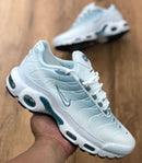 Tênis Nike TN Plus
